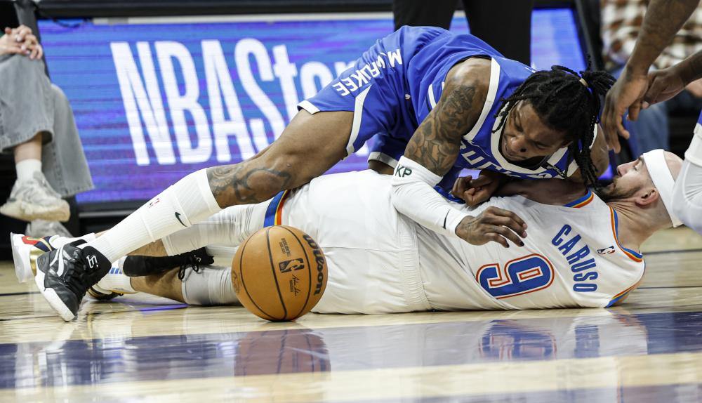 代足球转会 代足球转会