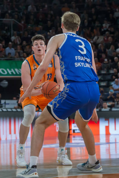 对伦纳德和 对伦纳德和