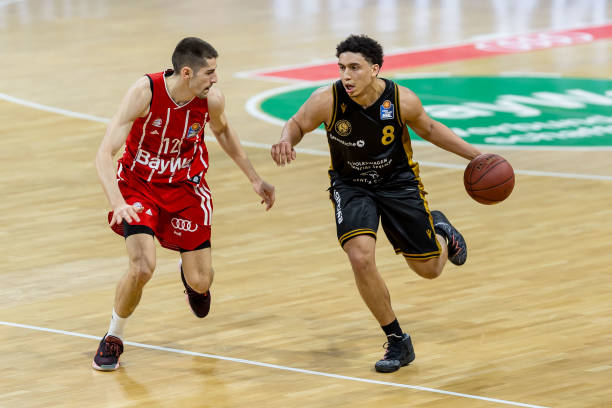 的双重挑战 的双重挑战